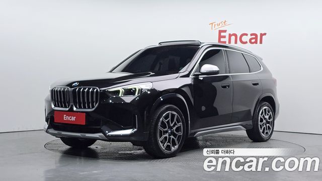 BMW X1 xDrive 20i xLine — пробег 15 520 км — фото 1 из 5