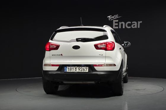 Kia Sportage Diesel 2WD TLX Deluxe — пробег 128 490 км — фото 4 из 5