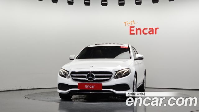 Mercedes-Benz E-Class из Кореи Encar