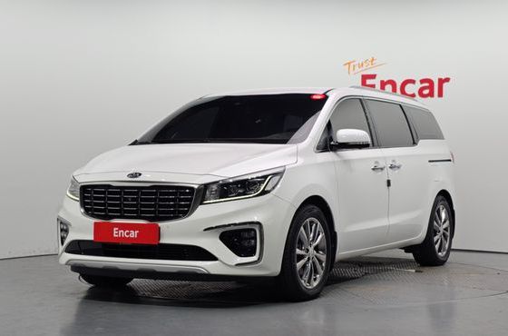 Kia Carnival Gasoline 9-Seater Noblesse Special — пробег 71 830 км — фото 1 из 5