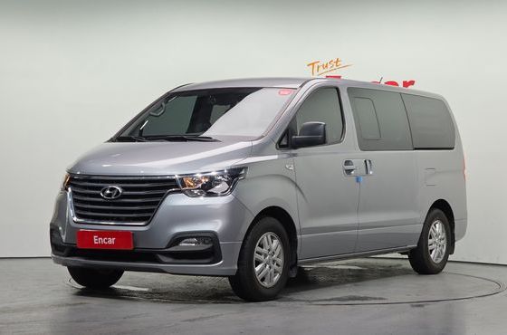 Hyundai Starex Van 5-Seater Modern — пробег 137 928 км — фото 1 из 5