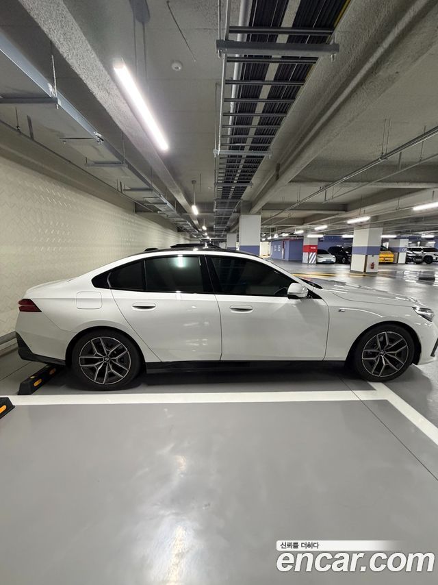 BMW 5-Series 523d M Sport — пробег 28 000 км — фото 3 из 5