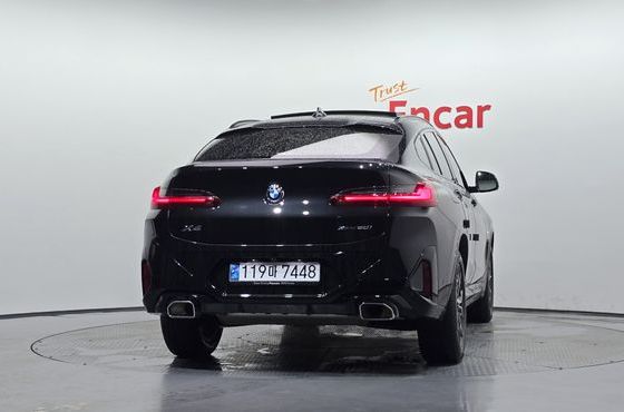BMW X4 xDrive20i M Sport — пробег 17 686 км — фото 4 из 5
