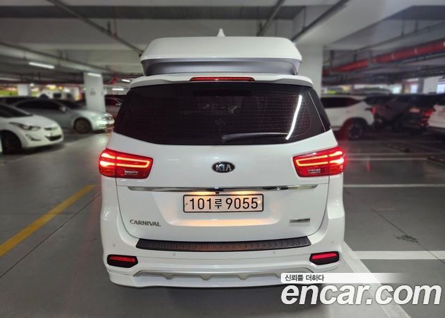 Kia Carnival из Кореи Encar