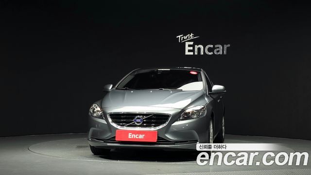 Volvo V40 из Кореи Encar