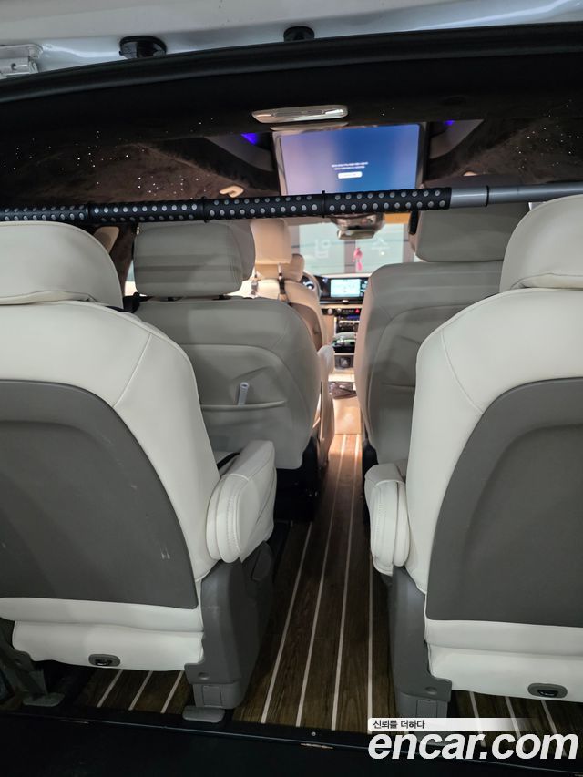 Kia Carnival Gasoline 9-seater Limousine(Special vehicle) — пробег 61 000 км — фото 3 из 5