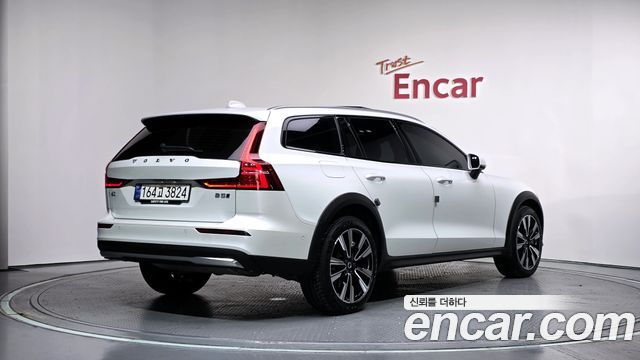 Volvo V60 из Кореи Encar