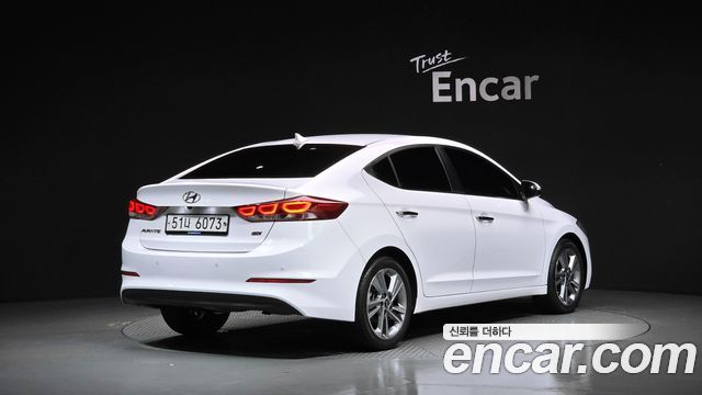 Hyundai AVANTE из Кореи Encar