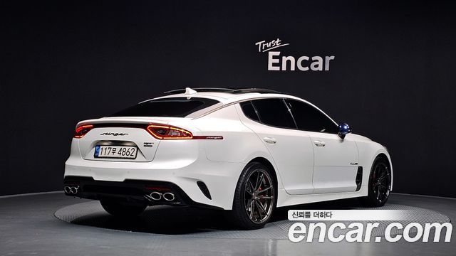 Kia Stinger из Кореи Encar