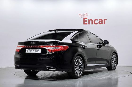 Hyundai Grandeur HG300 Exclusive — пробег 186 631 км — фото 2 из 5