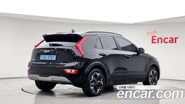 Kia Niro Air — пробег 114 478 км — фото 2 из 5