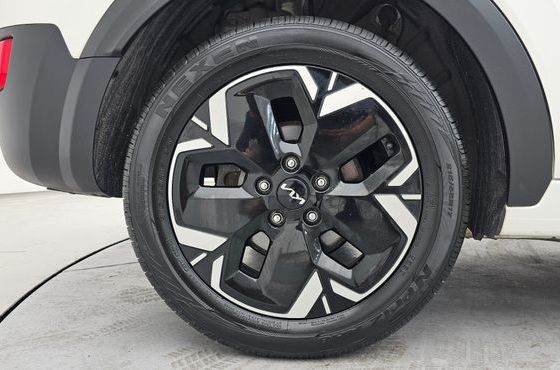 Kia Niro Air — пробег 135 070 км — фото 5 из 5
