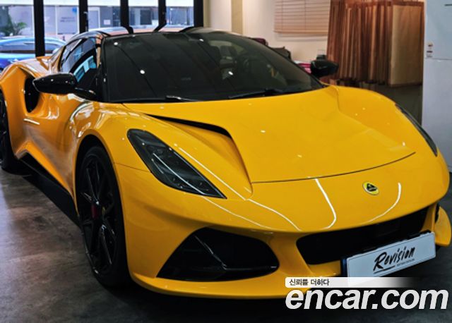 Lotus Emira 3.5 — пробег 8 000 км — фото 1 из 5