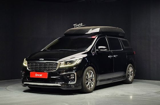 Kia Carnival 9-Seater Hi-Limousine Prestige Hiroof — пробег 88 684 км — фото 1 из 5