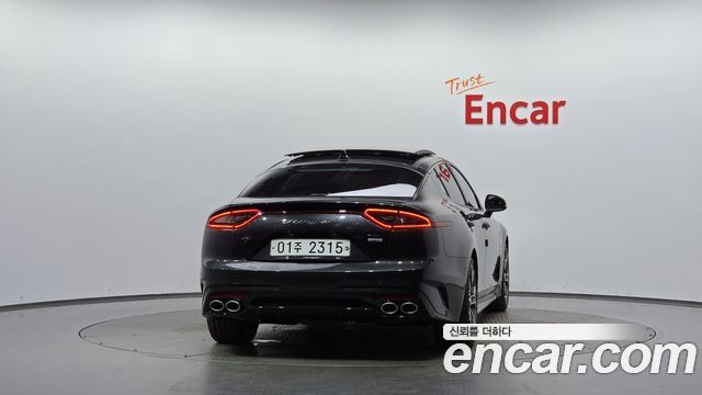 Kia Stinger 3.3 Turbo AWD GT — пробег 40 597 км — фото 4 из 5