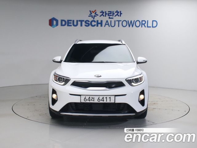 Kia Stonic 1.4 Prestige — пробег 28 111 км — фото 3 из 5