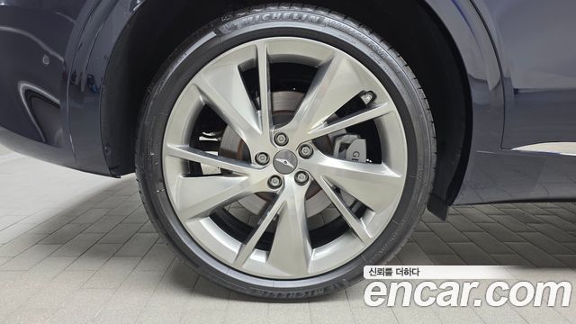 Genesis GV70 из Кореи Encar