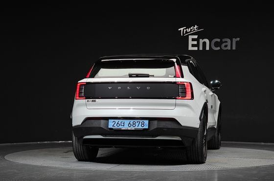 Volvo EX30 Performance Ultra — пробег 4 346 км — фото 4 из 5