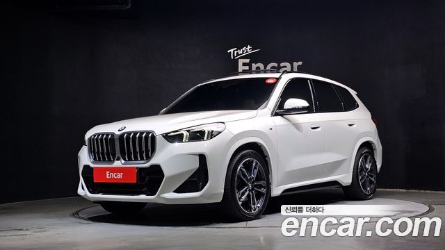BMW X1 xDrive 20i M Sport — пробег 16 092 км — фото 1 из 5