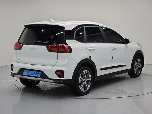 Kia Niro Air — пробег 121 470 км — фото 4 из 5