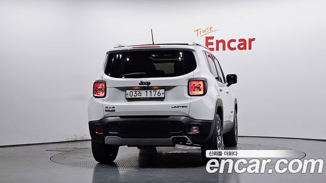 Jeep Renegade 2.0 Diesel Limited AWD — пробег 129 737 км — фото 4 из 5