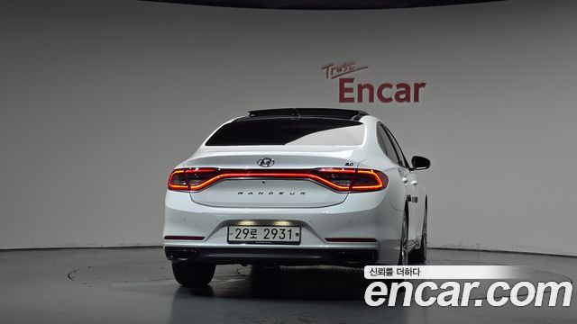 Hyundai Grandeur из Кореи Encar