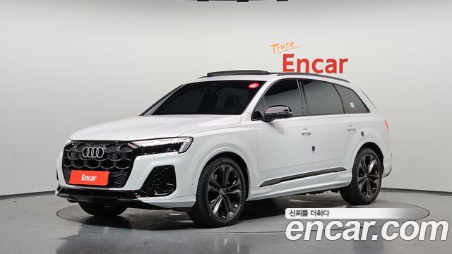 Audi Q7 55 TFSI Quattro Premium — пробег 7 069 км — фото 1 из 5
