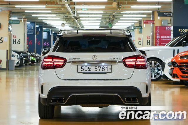 Mercedes-Benz GLA-Class GLA45 AMG 4MATIC — пробег 22 984 км — фото 4 из 5