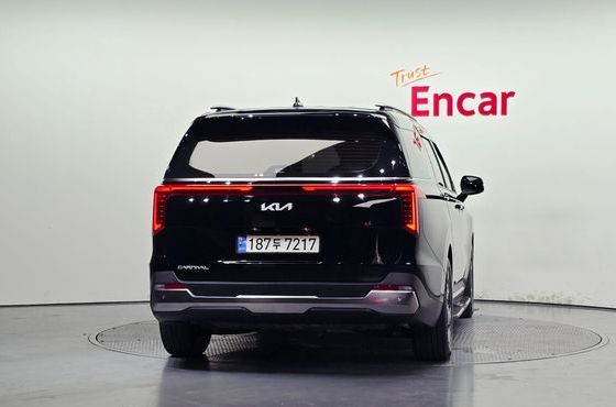 Kia Carnival Gasoline 9-Seater Signature — пробег 40 768 км — фото 4 из 5