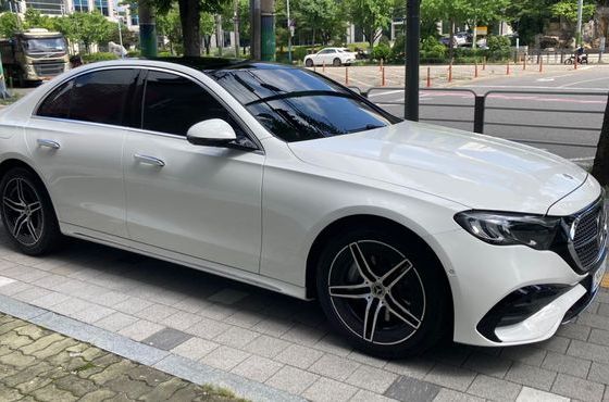 Mercedes-Benz E-Class E200 AMG Line — пробег 600 км — фото 2 из 5