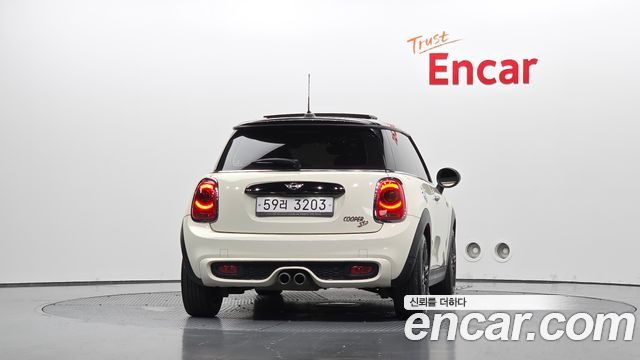 Mini Cooper Standard 3rd — пробег 99 998 км — фото 4 из 5