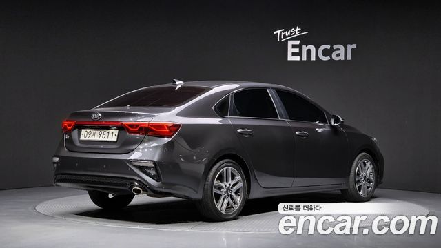 Kia K3 из Кореи Encar