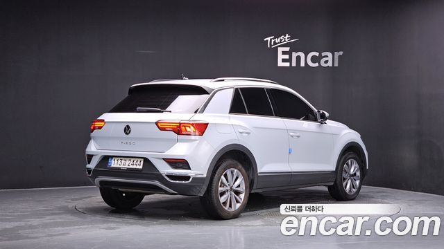 Volkswagen T-Roc 2.0 TDI Style — пробег 43 854 км — фото 2 из 5