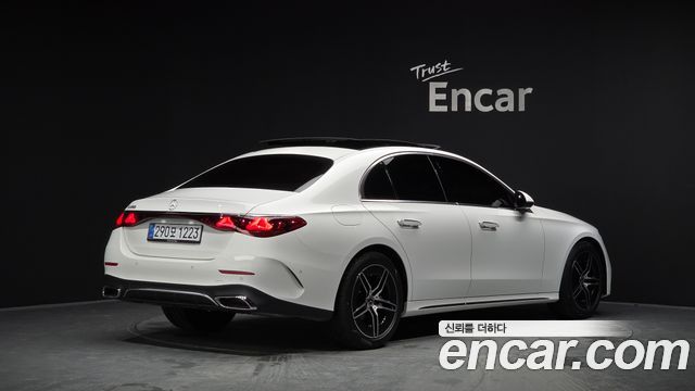 Mercedes-Benz E-Class E200 AMG Line — пробег 491 км — фото 2 из 5