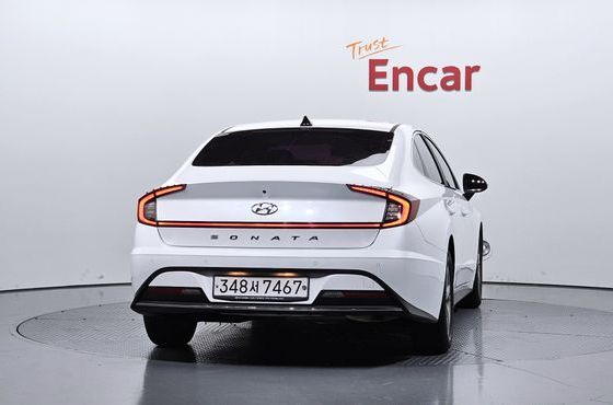 Hyundai Sonata 2.0 Premium — пробег 110 838 км — фото 4 из 5