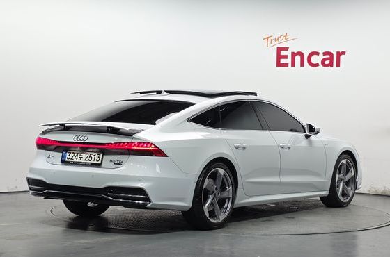 Audi A7 50 TDI Quattrp Premium — пробег 43 855 км — фото 2 из 5