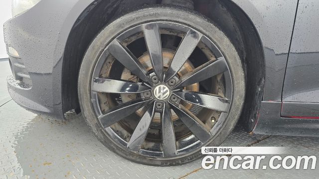 Volkswagen Scirocco 2.0 TDI R-Line — пробег 192 507 км — фото 5 из 5