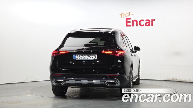 Mercedes-Benz GLC-Class GLC 300 4MATIC Avantgarde — пробег 24 757 км — фото 4 из 5