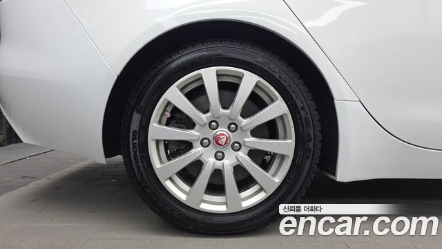 Jaguar XE из Кореи Encar