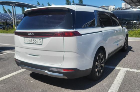 Kia Carnival Gasoline 7-Seater Signature — пробег 82 444 км — фото 3 из 5