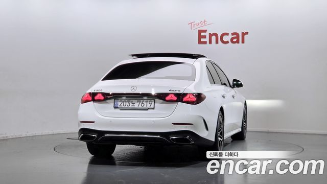 Mercedes-Benz E-Class из Кореи Encar