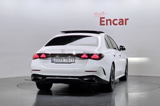 Mercedes-Benz E-Class E300 4MATIC AMG Line — пробег 22 569 км — фото 4 из 5