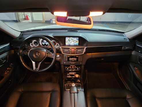 Mercedes-Benz E-Class E300 Avantgarde Sports Package — пробег 107 500 км — фото 5 из 5
