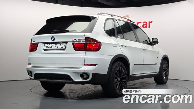 BMW X5 xDrive 35i — пробег 173 775 км — фото 2 из 5