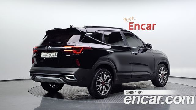 Kia Seltos из Кореи Encar
