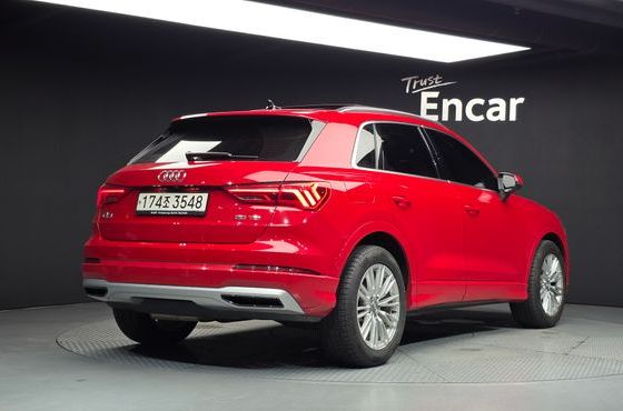 Audi Q3 35 TDI Premium — пробег 68 727 км — фото 2 из 5