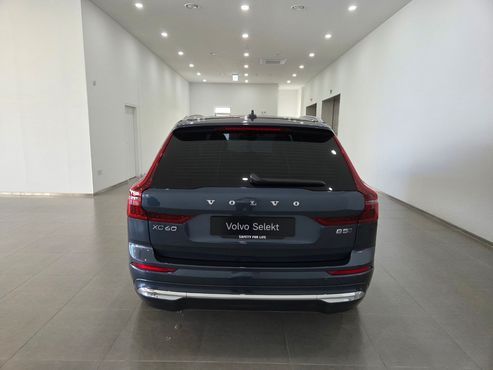 Volvo XC60 B5 Ultra Bright Air Sus — пробег 2 642 км — фото 4 из 5