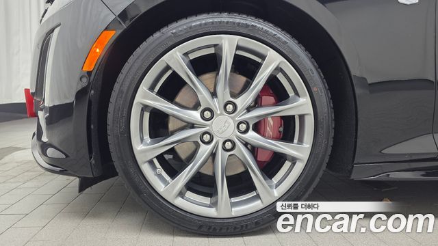 Cadillac CT5 из Кореи Encar