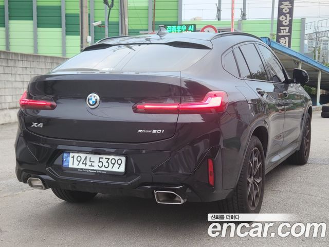 BMW X4 xDrive20i M Sport — пробег 15 000 км — фото 5 из 5