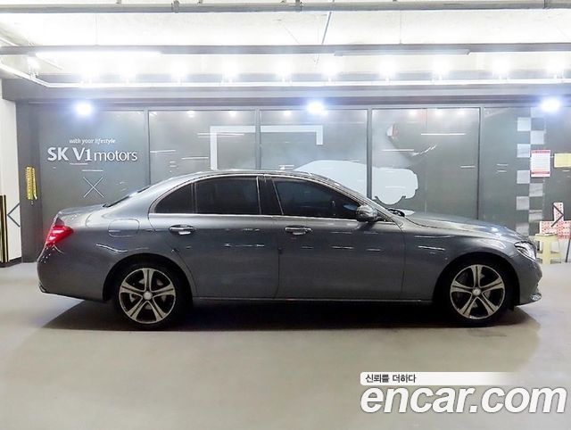 Mercedes-Benz E-Class E300 4MATIC Avnatgarde — пробег 185 813 км — фото 3 из 5